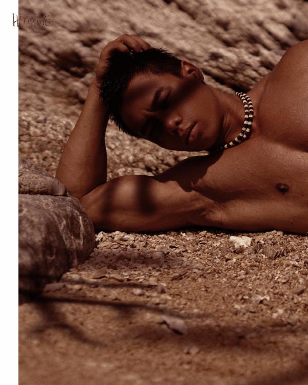 Homme-6-精壯美男魚